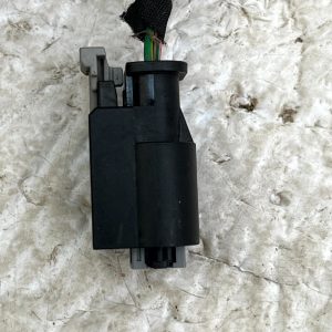 Mercedes eSprinter Wiring Loom Harness Plug Connector A0065401781 Genuine - Image 4