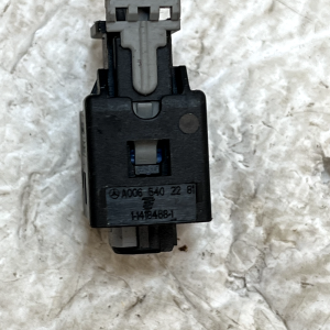 Mercedes eSprinter Wiring Loom Harness Plug Connector A0065402281 Genuine - Image 6