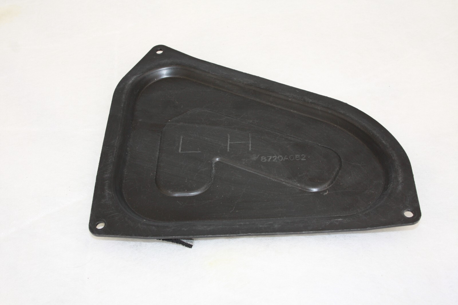 Mitsubishi Outlander Rear Left Trim Cover 2007 TO 2010 8720A082 Genuine