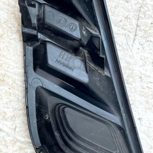 Nissan Juke Front Bumper Right Fog Light Grille Trim 2019 ON 622566PA0A Genuine - Image 8