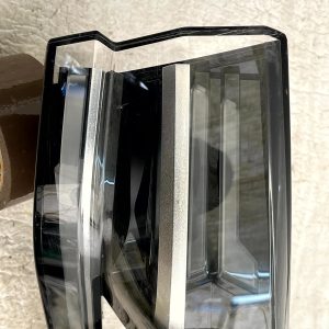 Nissan Qashqai J12 Rear Left Outer Tail Light Lamp 2021 ON 26555HN20A Genuine 21 Nissan Qashqai J12 Rear Left Outer Tail Light Lamp 2021 ON 26555HN20A Genuine - Image 2