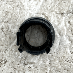 Nissan X-Trail T32 Left Side Parking Sensor Bracket 285334CC5C Genuine - Image 3