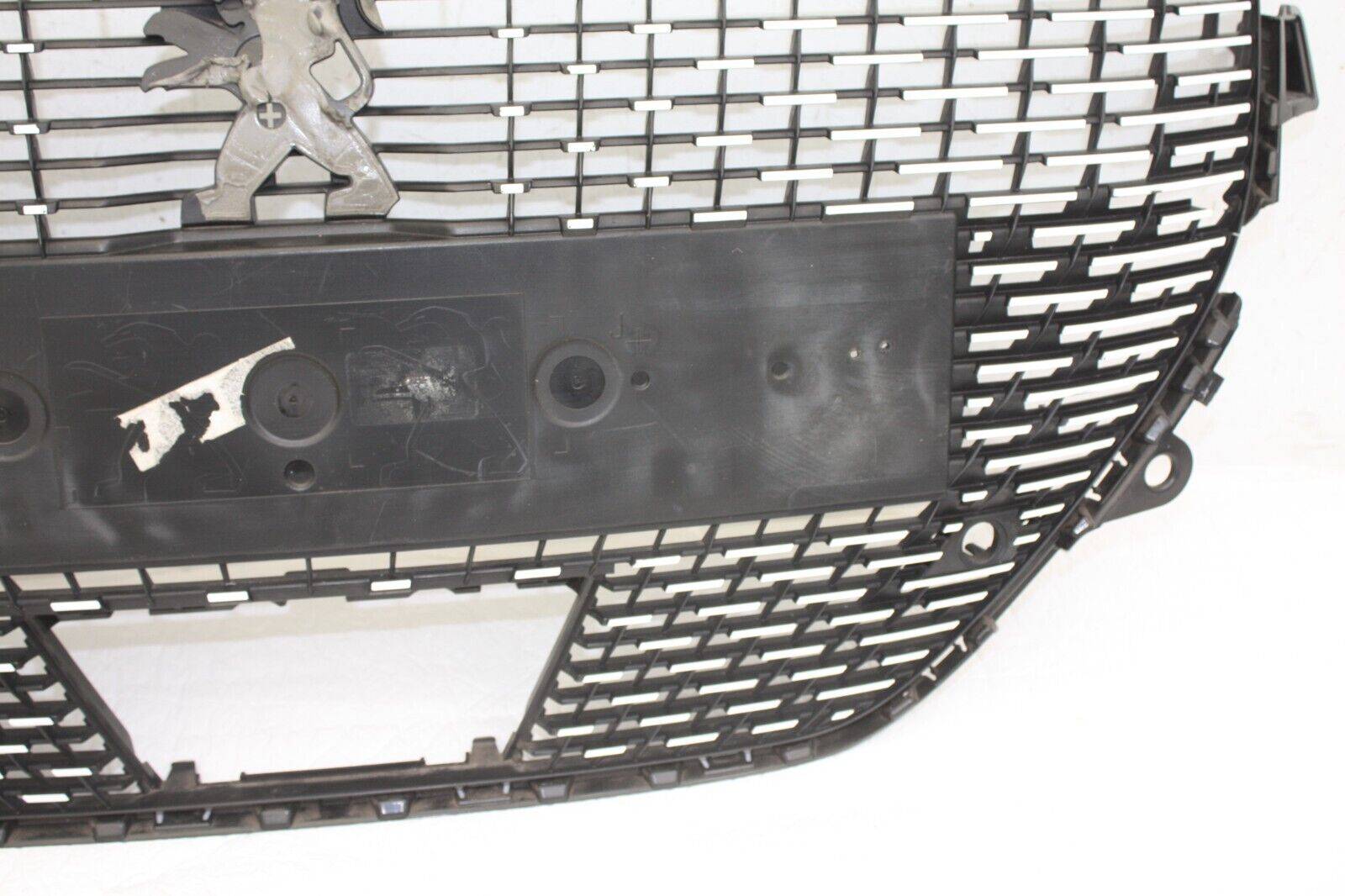 Peugeot-208-Front-Bumper-Grill-2020-TO-2023-9831838880-Genuine-DAMAGED-176587061228-5