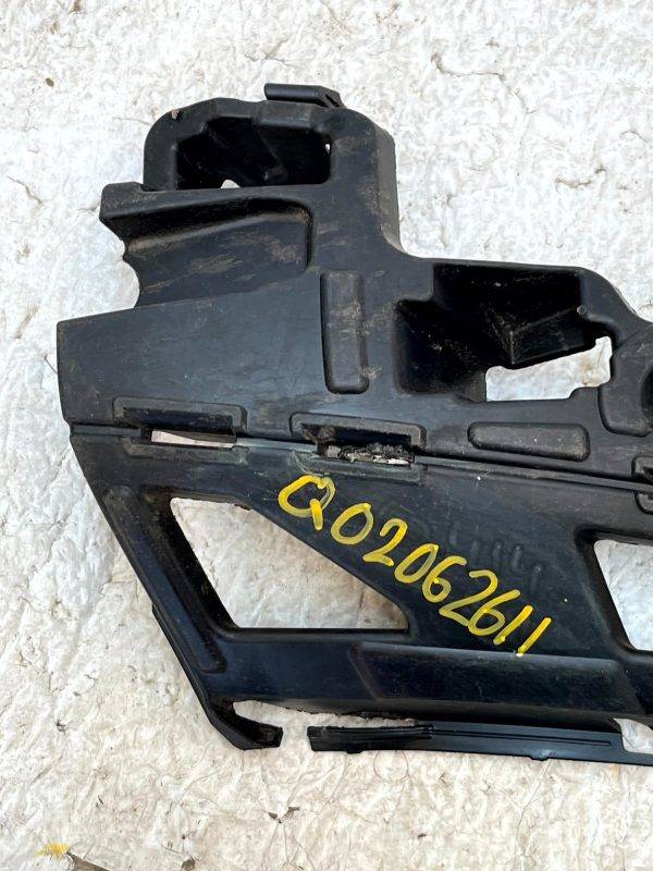 Peugeot 208 Front Bumper Right Mount Bracket 2019 Onwards 9829055580 Genuine 1 Peugeot 208 Front Bumper Right Mount Bracket 2019 Onwards 9829055580 Genuine 178541993278 2