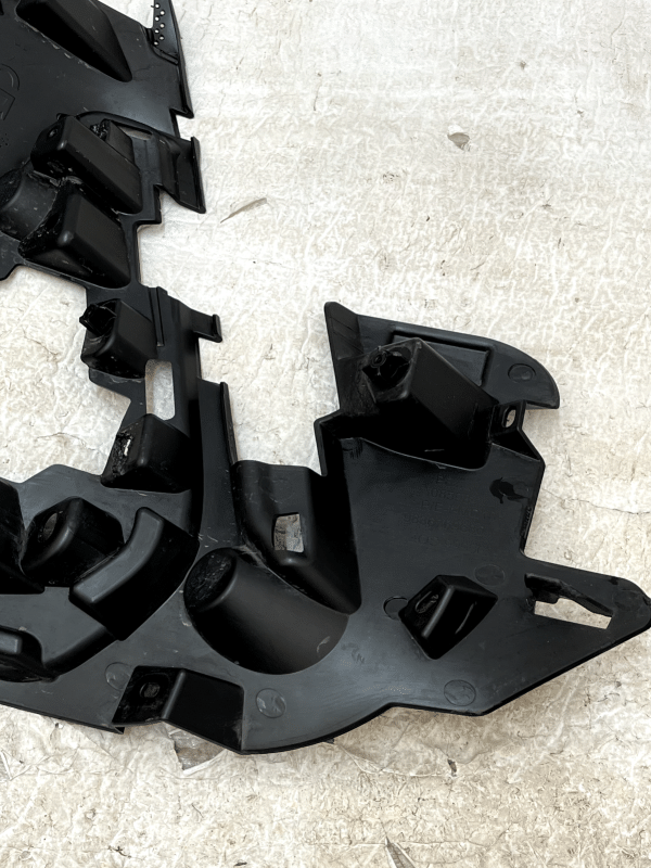 Peugeot 5008 Front Bumper Left Mounting Bracket 2021 TO 2024 9836769680 Genuine 178510567668 11