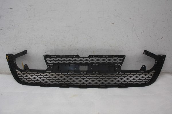 Range-Rover-Evoque-Front-Bumper-Grill-2016-2019-GJ32-17K945-B-Genuine-DAMAGED-177171602668