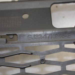 Range Rover Evoque Front Bumper Grill 2016-2019 GJ32-17K945-B Genuine *DAMAGED* - Image 9
