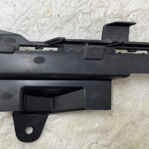 Range Rover Evoque L551 Front Bumper Right Mounting Bracket 19 ON K8D2-15266-BB - Image 4