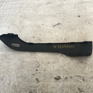 Range Rover Evoque L551 Front Bumper Right Trim 2019 ON K8D2-17E784-AB Genuine - Image 6