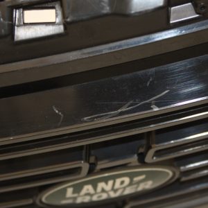 Range Rover Sport Front Bumper Grill 2022 ON N9X2-8200-A Genuine *DAMAGED* - Image 13