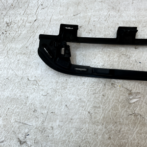 Range Rover Velar Front Right Fog light Bracket 2017-2023 J8A2-15266-BA Genuine - Image 9