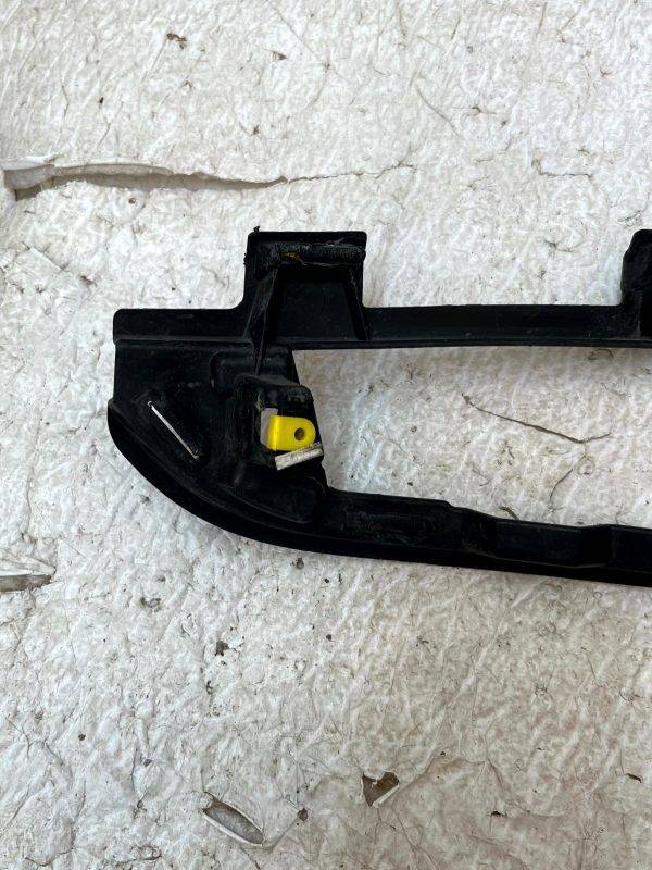 Range Rover Velar Front Right Fog light Bracket 2017-2023 J8A2-15266-BA Genuine 9 Range Rover Velar Front Right Fog light Bracket 2017 2023 J8A2 15266 BA Genuine 178536279768 10