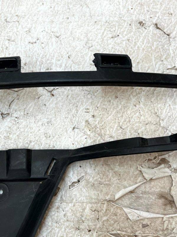 Range Rover Velar Front Right Fog light Bracket 2017-2023 J8A2-15266-BA Genuine 3 Range Rover Velar Front Right Fog light Bracket 2017 2023 J8A2 15266 BA Genuine 178536279768 4