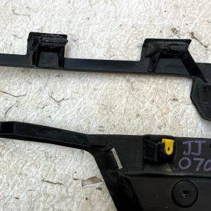 Range Rover Velar Front Right Fog light Bracket 2017-2023 J8A2-15266-BA Genuine 19 Range Rover Velar Front Right Fog light Bracket 2017-2023 J8A2-15266-BA Genuine - Image 8