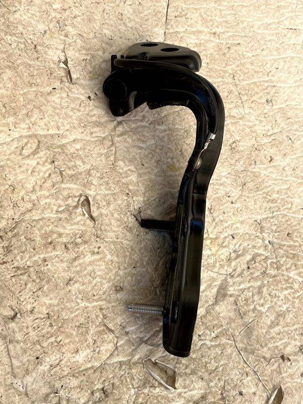 Range Rover Velar L560 Rear Right Tailgate Hinge 2017-2023 J8A2-42900-AC Genuine 9 Range Rover Velar L560 Rear Right Tailgate Hinge 2017 2023 J8A2 42900 AC Genuine 178556541258 10