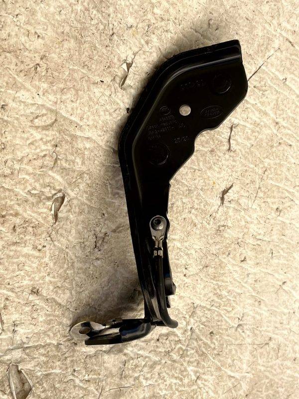 Range Rover Velar L560 Rear Right Tailgate Hinge 2017-2023 J8A2-42900-AC Genuine 6 Range Rover Velar L560 Rear Right Tailgate Hinge 2017 2023 J8A2 42900 AC Genuine 178556541258 7