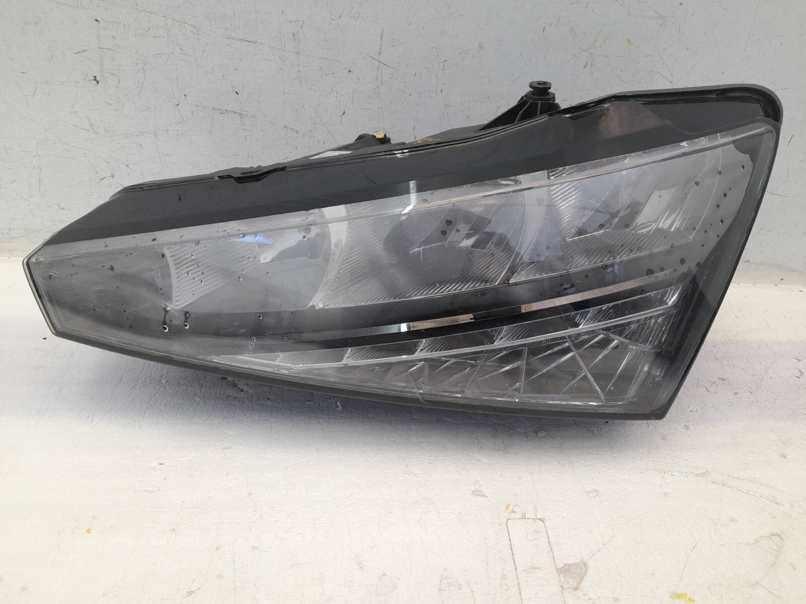 Skoda Scala Crystal Left Side LED Headlight 2019-2023 657941019 Genuine *DAMAGED