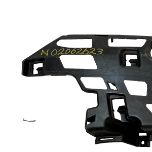 Skoda Superb Mk3 Facelift Front Bumper Left Bracket 2019-2024 3V0807055A Genuine - Image 3