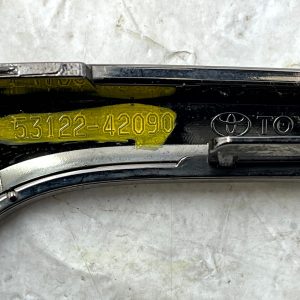 Toyota Rav 4 Front Left Radiator Chrome Molding Trim 2019 ON 53122-42090 Genuine - Image 6