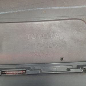 Toyota Yaris Front Bumper 2011 TO 2014 52119-0D410 Genuine *RESPRAYED BEFORE* - Image 14