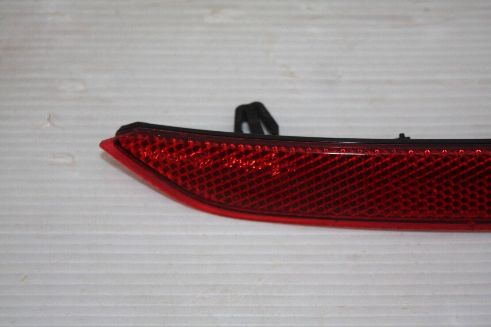 VW-Passat-Rear-Bumper-Right-Side-Reflector-2015-2019-3G0945106A-Genuine-176059068898-4