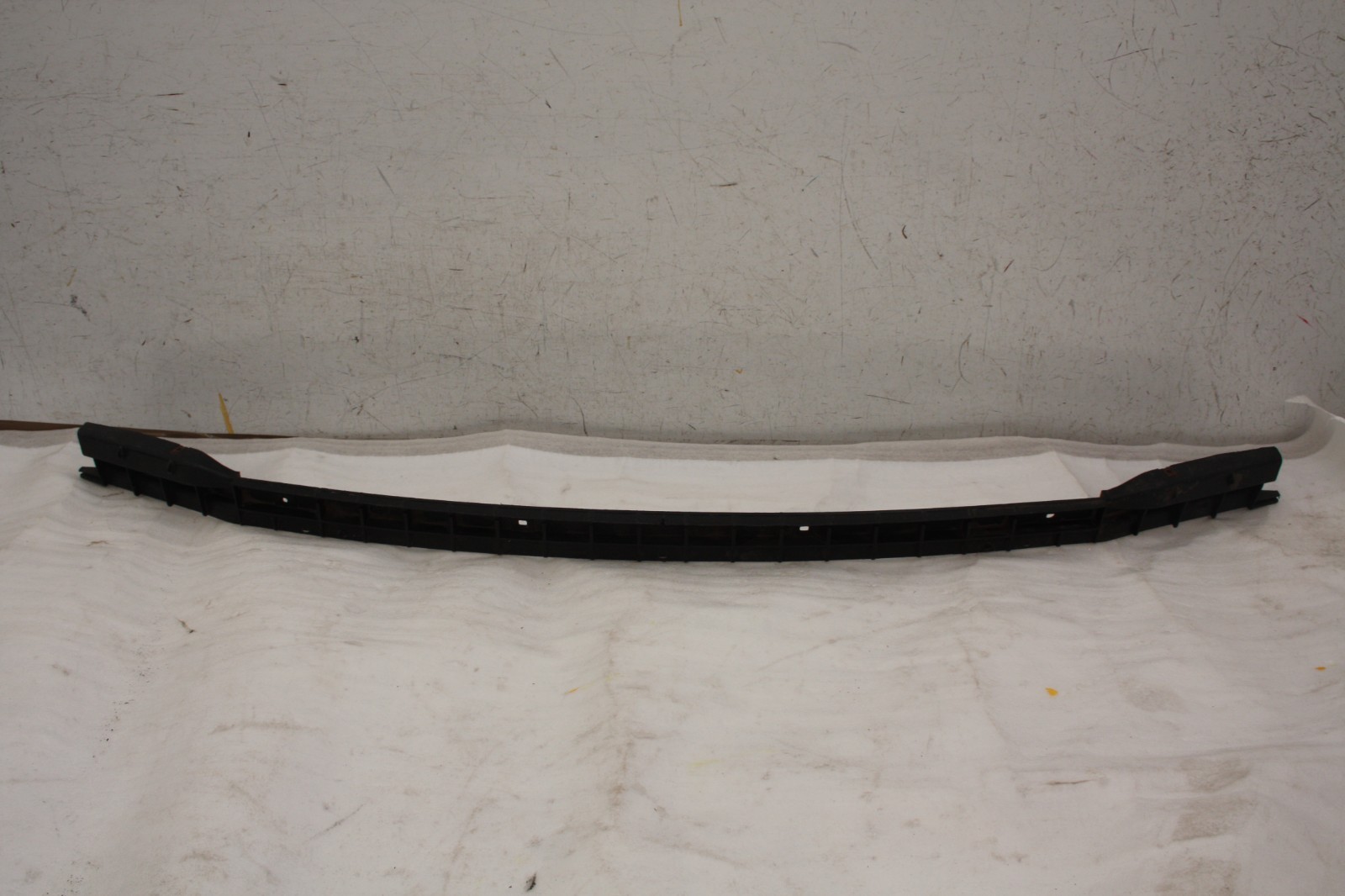 VW Passat Rear Bumper Support Bracket 2000 TO 2005 3B5807863D Genuine