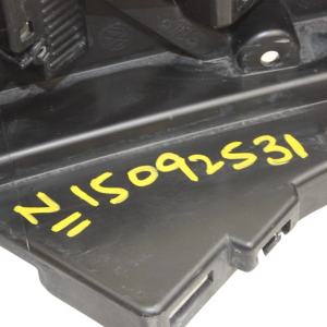 VW T‑Roc Front Bumper Right Bracket 2017 TO 2022 2GA807724C Genuine - Image 16