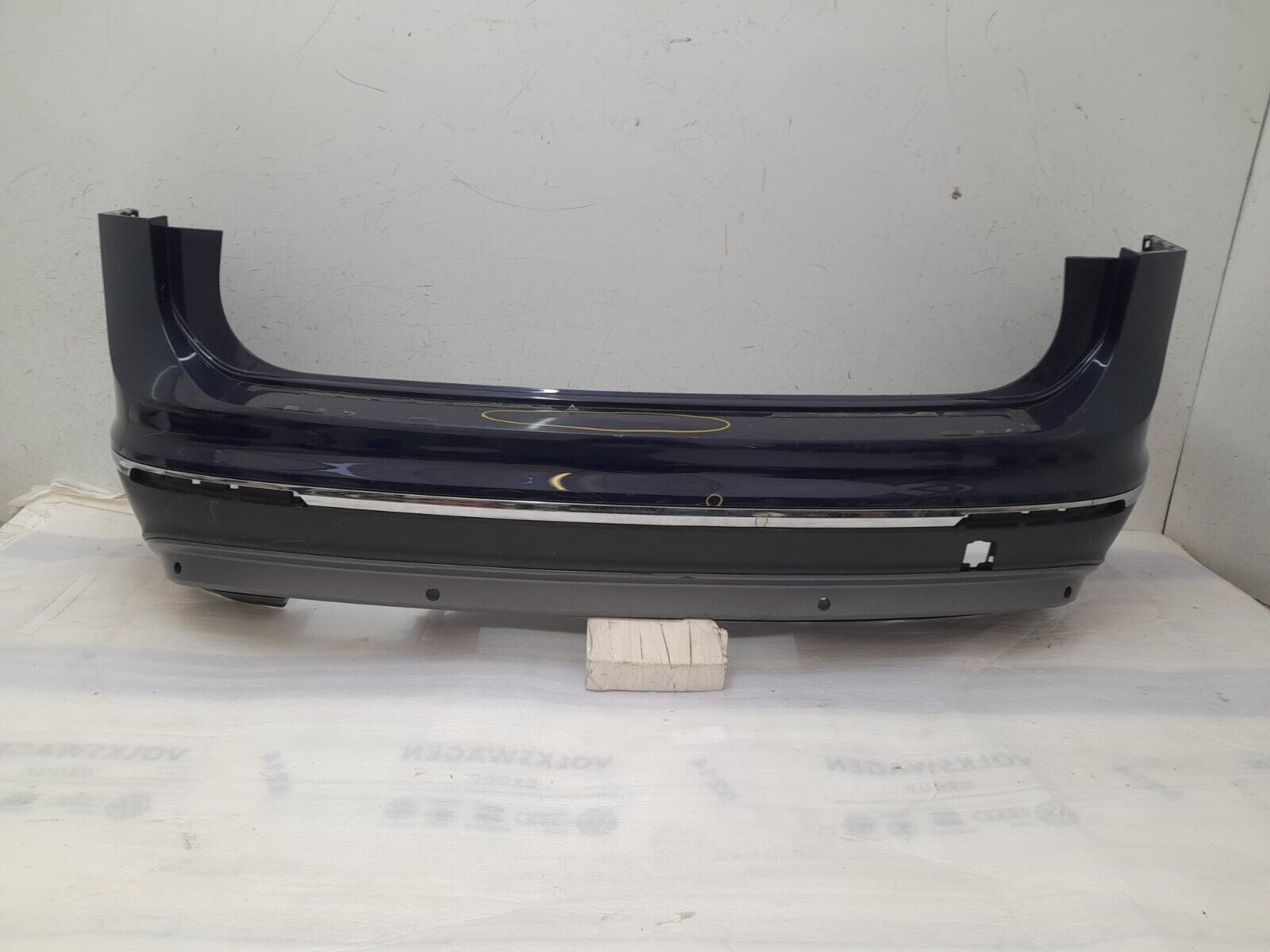 VW Tiguan Rear Bumper 2016 TO 2020 5NA807417 Genuine