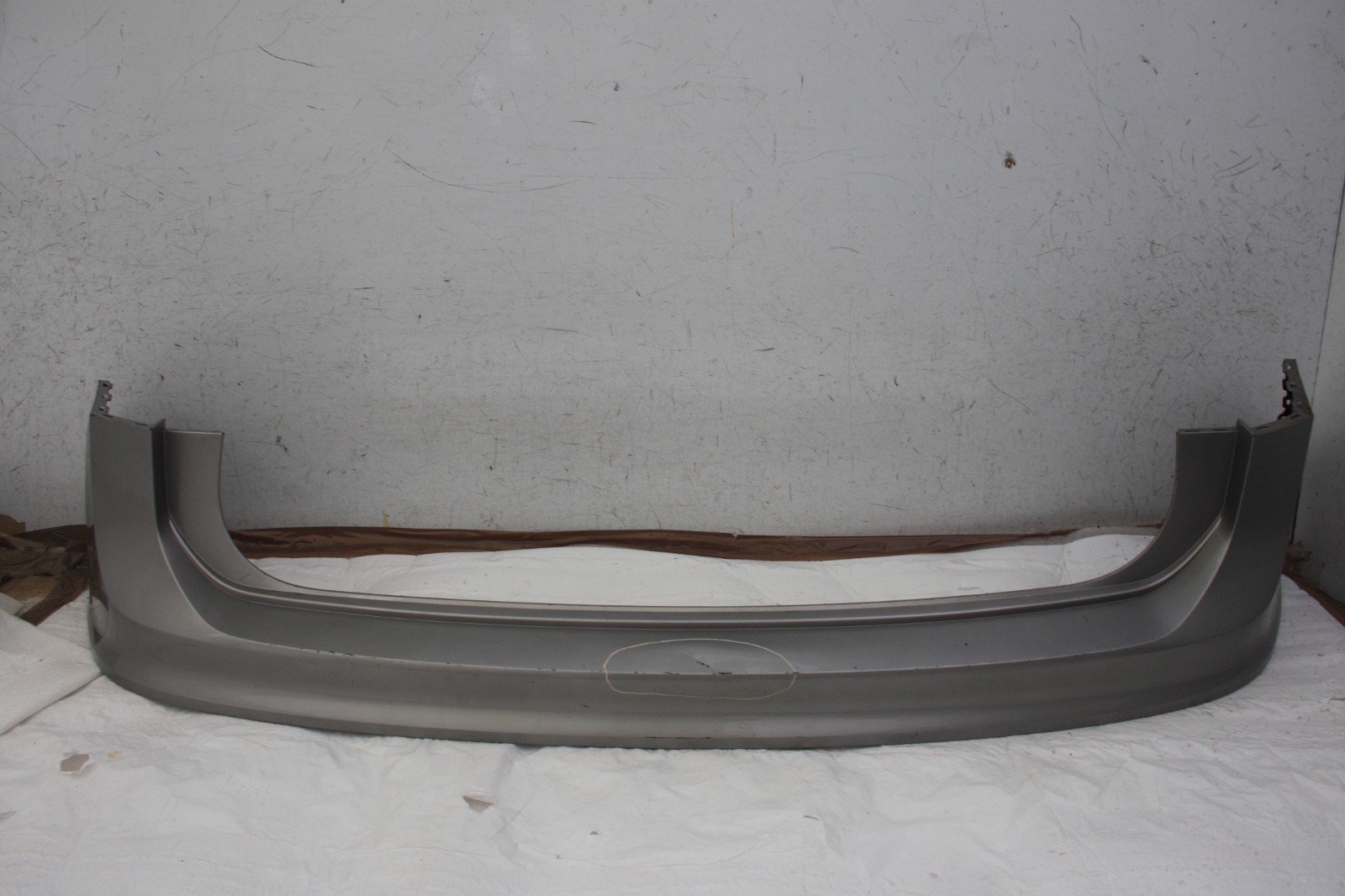 VW Tiguan Rear Bumper 2016 TO 2020 5NA807417 Genuine *DAMAGED*