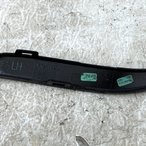 VW Tiguan Rear Bumper Left Side Trim 2024 ON 571853331 Genuine - Image 10