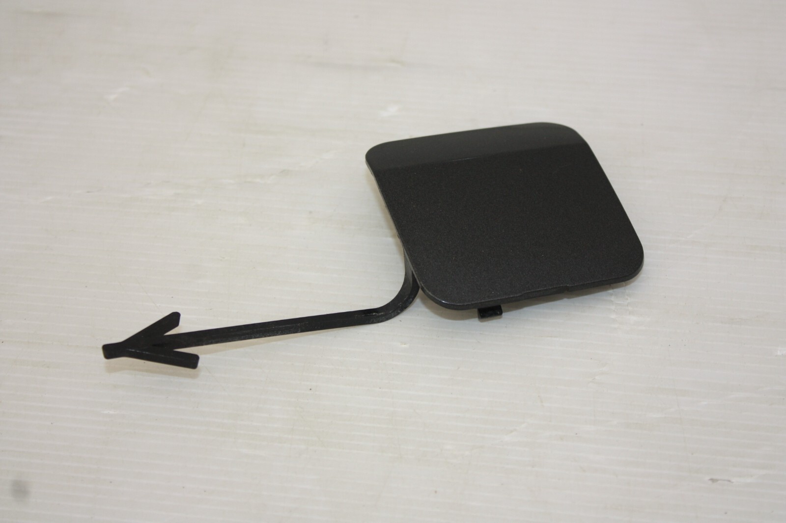 Vauxhall Corsa E Rear Bumper Tow Cover 2015-2020 13399548 Genuine "NEED RESPRAY"