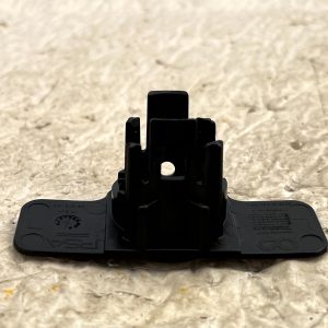 Vauxhall Mokka B Rear Bumper PDC Parking Sensor Bracket 20-25 16808021 Genuine - Image 7