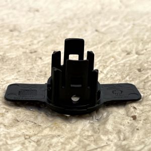 Vauxhall Mokka B Rear Bumper PDC Parking Sensor Bracket 20-25 16808021 Genuine - Image 8