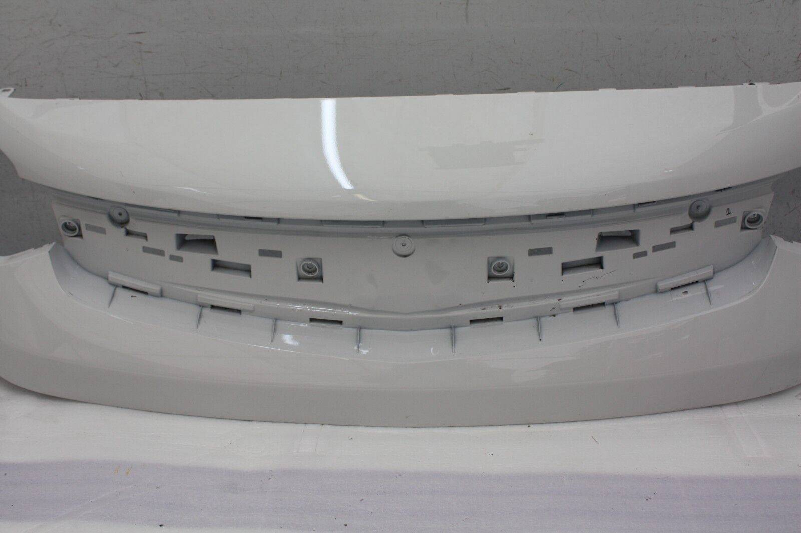 Vauxhall-Vivaro-Front-Bumper-Upper-Section-9833129877-Genuine-DAMAGED-176643754428-2