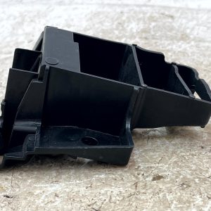 Volkswagen Golf MK6 Rear Right Bumper Mount Bracket 2009-2013 5K6807394A Genuine - Image 6