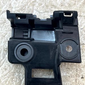 Volkswagen Golf MK6 Rear Right Bumper Mount Bracket 2009-2013 5K6807394A Genuine - Image 9