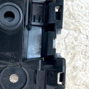 Volkswagen Golf MK6 Rear Right Bumper Mount Bracket 2009-2013 5K6807394A Genuine - Image 10