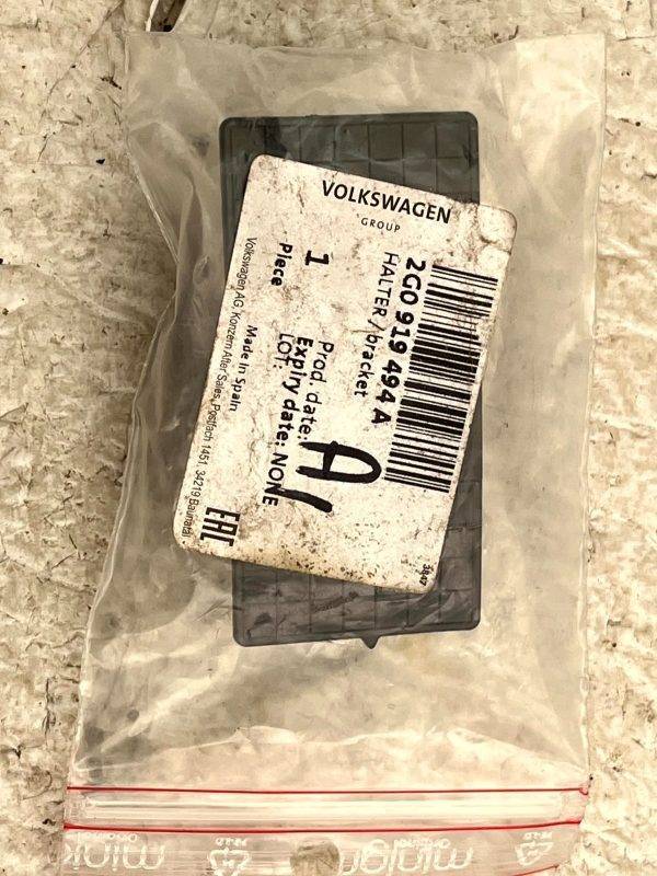 Volkswagen Polo Front Right Parking Sensor Bracket 2018 2022 2G0919494A Genuine 178556541238 12