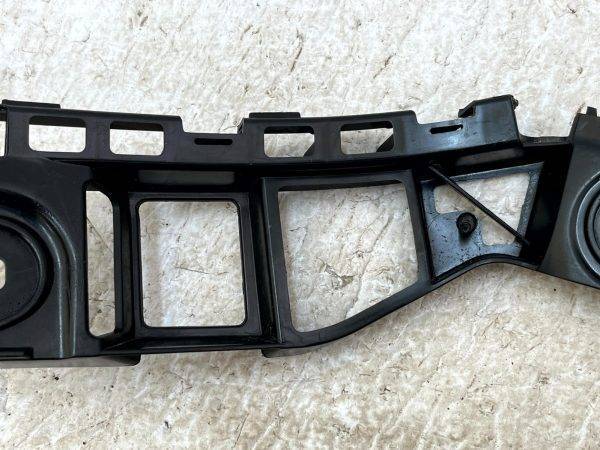 Volkswagen Polo Mk6 Rear Right Bumper Mount Bracket 2018 2022 5239702ND4 Genuine 178560614178 9