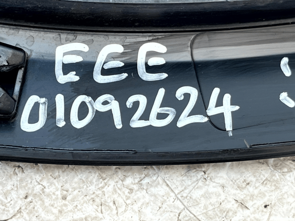 Volkswagen Tiguan MK3 R-Line Front Left Wheel Arch Trim 24 ON 571853717A Genuine 21 Volkswagen Tiguan MK3 R Line Front Left Wheel Arch Trim 24 ON 571853717A Genuine 178516560468 22