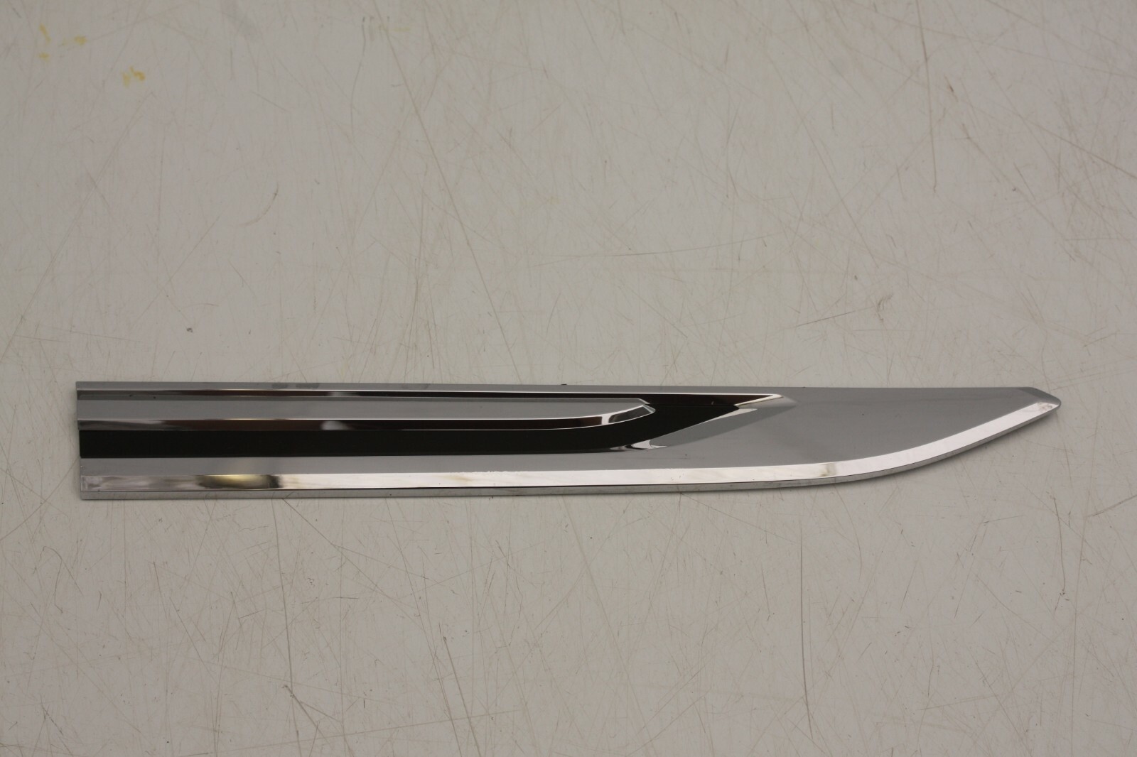 Volkswagen Touareg Front Right Wing Badge 760853688L 2019-2024