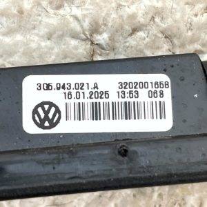 Volkswagen VW Golf Mk8 Rear Number License Plate Light Lamp 3G5943021A Genuine - Image 12