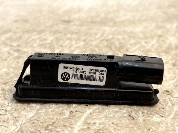 Volkswagen VW Golf Mk8 Rear Number License Plate Light Lamp 3G5943021A Genuine 178231557568 9