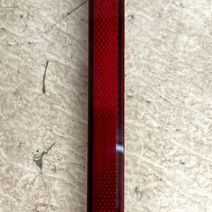 Volkswagen VW Tiguan Rear Center Lower Light Reflector 2024 ON 571945109 Genuine - Image 7