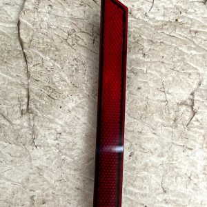 Volkswagen VW Tiguan Rear Center Lower Light Reflector 2024 ON 571945109 Genuine - Image 10