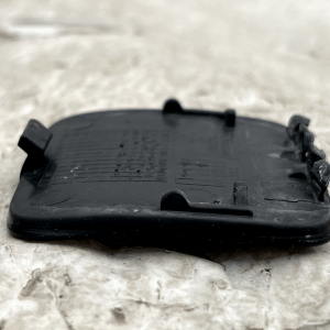 Volvo S60 Rear Bumper Tow Hook Cap Cover 2018 TO 2023 31477387 Genuine 19 Volvo S60 Rear Bumper Tow Hook Cap Cover 2018 TO 2023 31477387 Genuine - Image 8