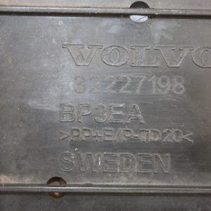 Volvo S60 V60 Front Bumper Under Tray 2018-2023 32227198 Genuine *DAMAGED* - Image 14