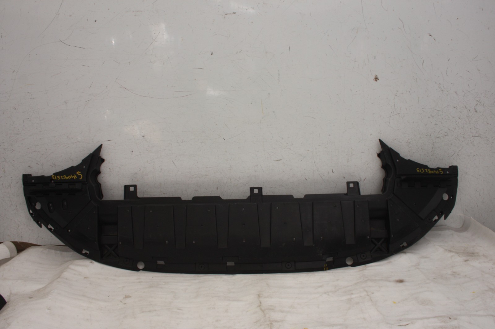 Volvo S60 V60 Front Bumper Under Tray 32227198 Genuine *DAMAGED*