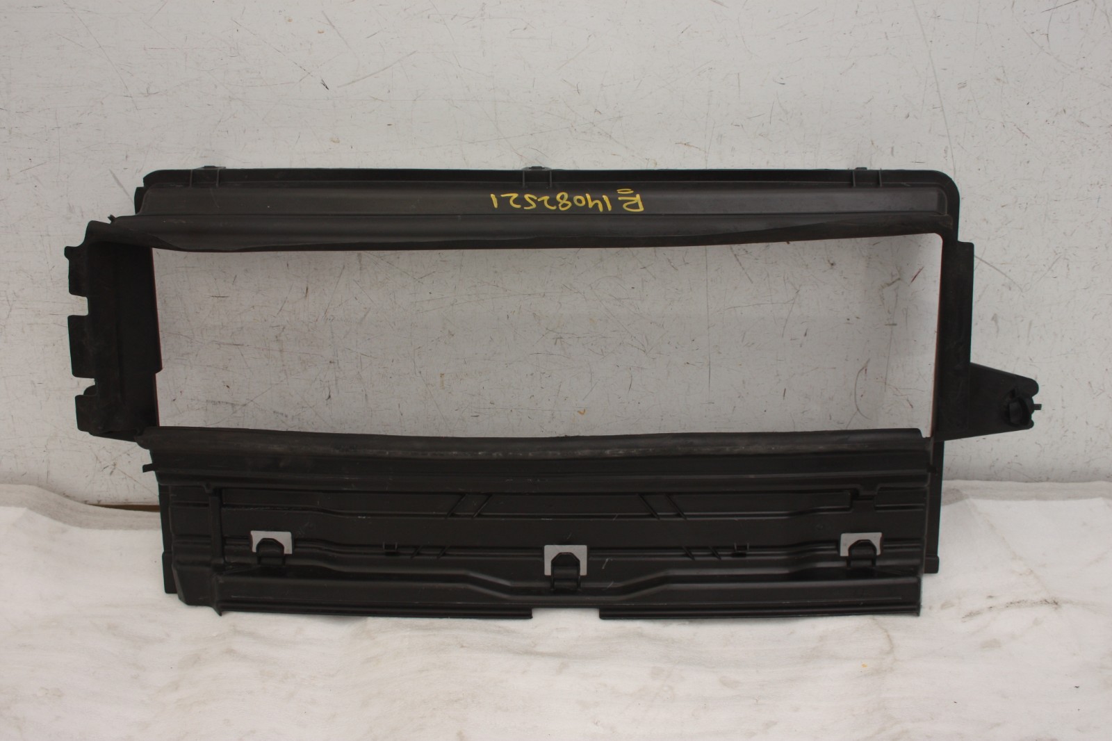 Volvo V60 Front Radiator Air Duct 2018 TO 2023 31455483 Genuine