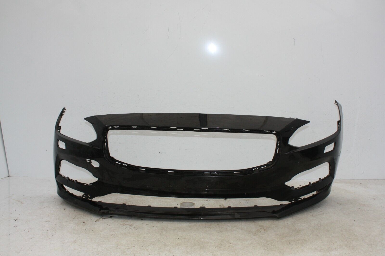 Volvo V90 R Design Front Bumper 2016 TO 2023 31383994 Genuine